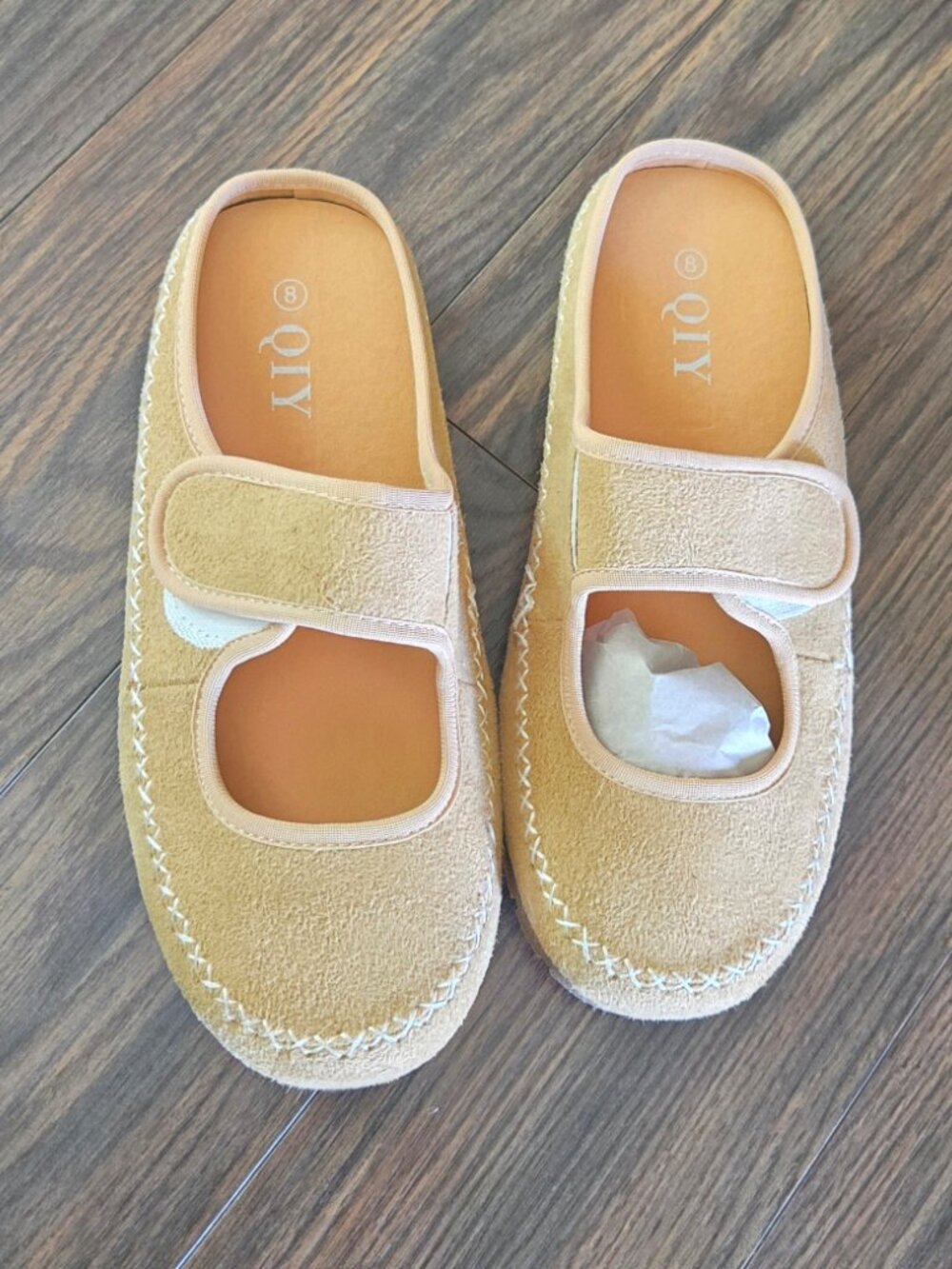 QIY Women's Beige Suede "Mary Jane" Style Slip-On Shoes NWT/SIZE 8